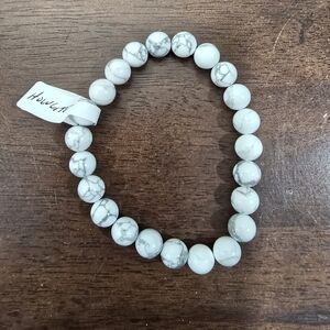 Howlite Crystal Bracelet 8 mm